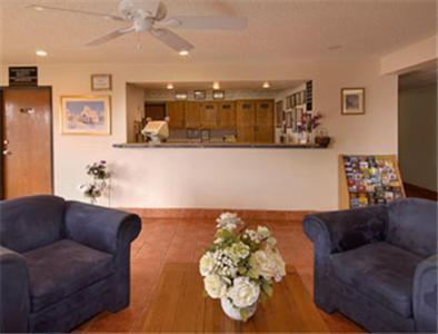 Super 8 By Wyndham Socorro Motel Dalaman gambar