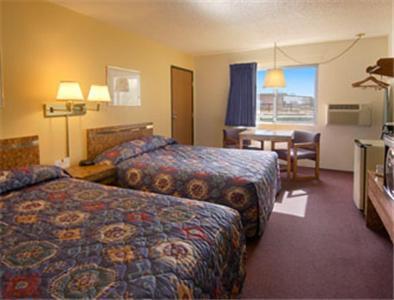 Super 8 By Wyndham Socorro Motel Bilik gambar